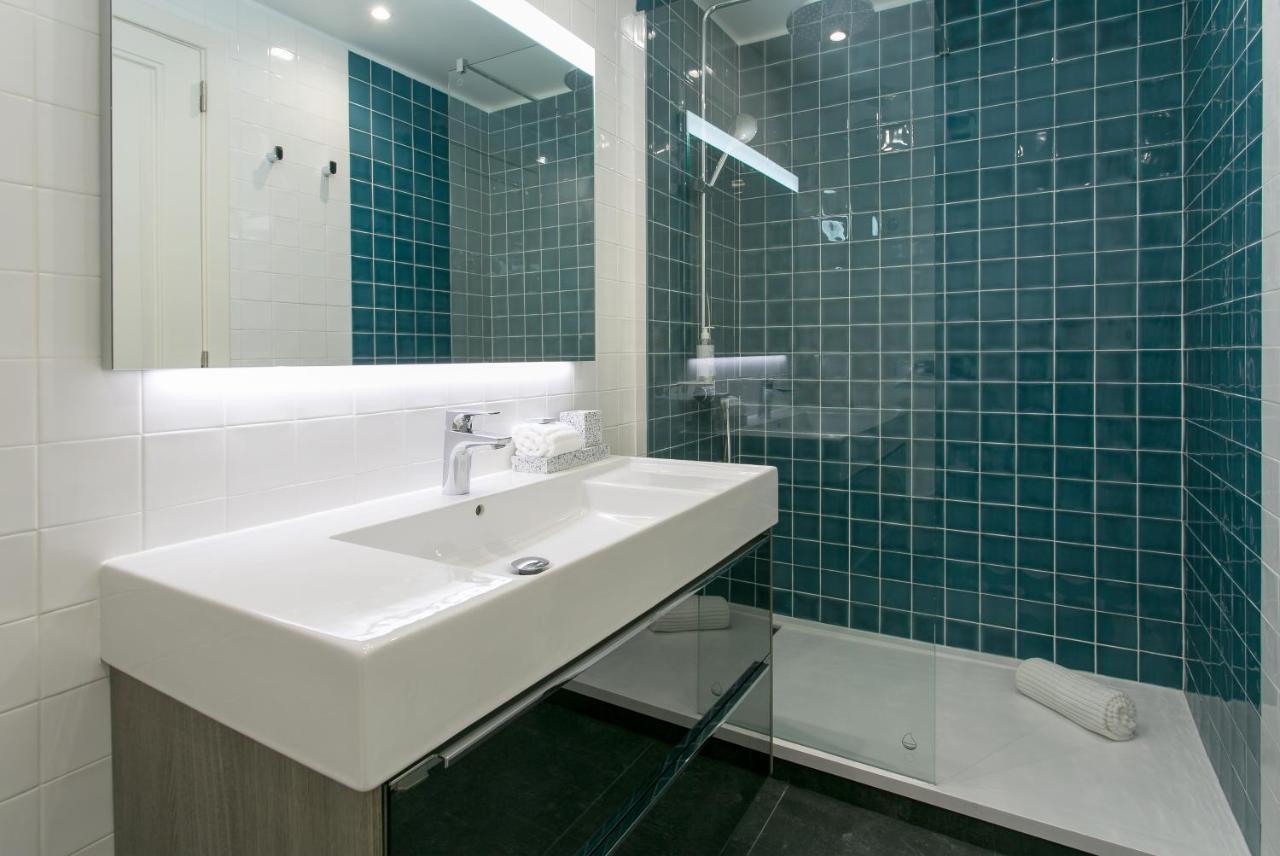 Lisbon Luxury Retreat! 2 Suites, Balcony & Views!! Exterior photo