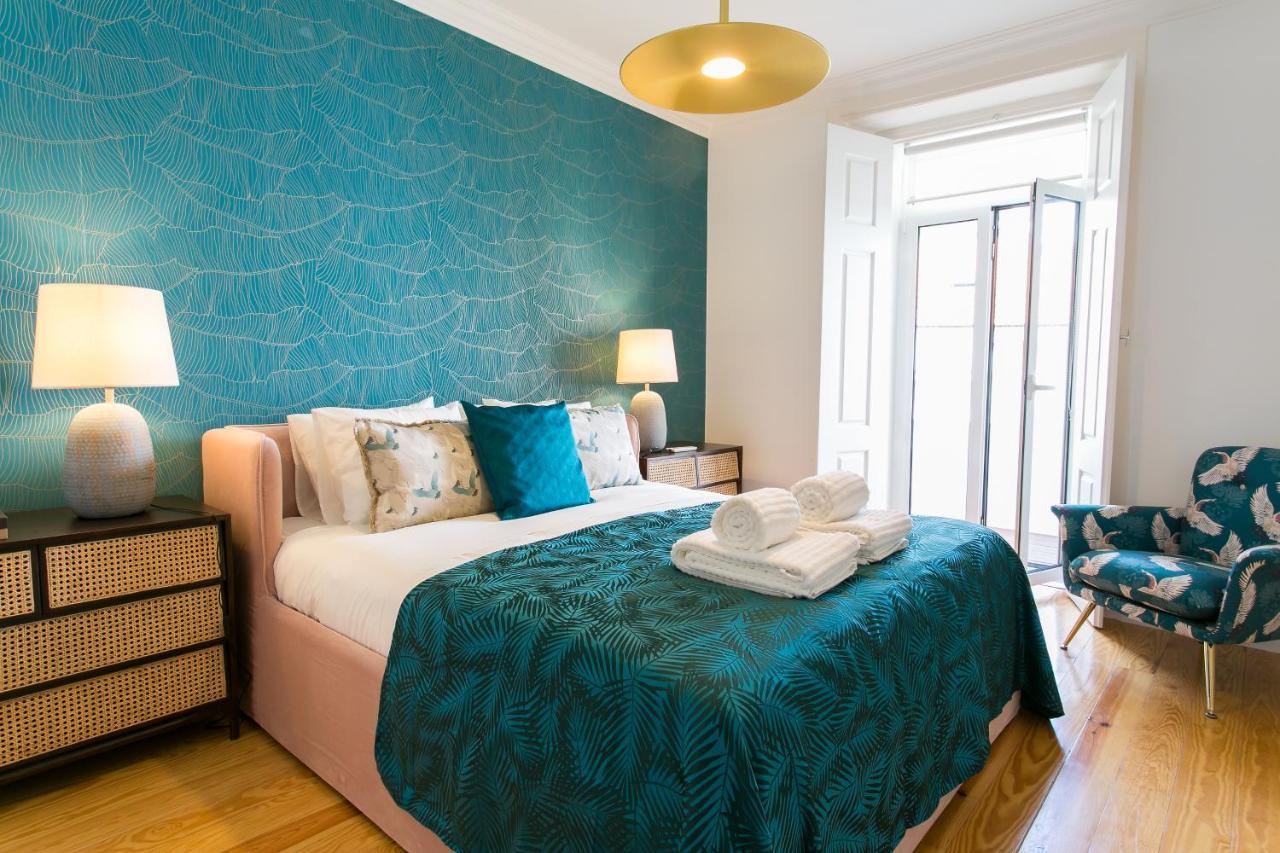 Lisbon Luxury Retreat! 2 Suites, Balcony & Views!! Exterior photo